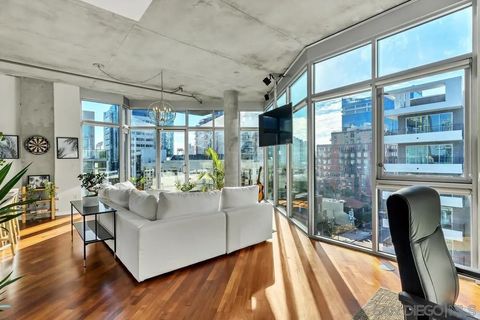 Tiny photo for 1050 Island Avenue #612, San Diego, CA 92101 (MLS # 250044357)