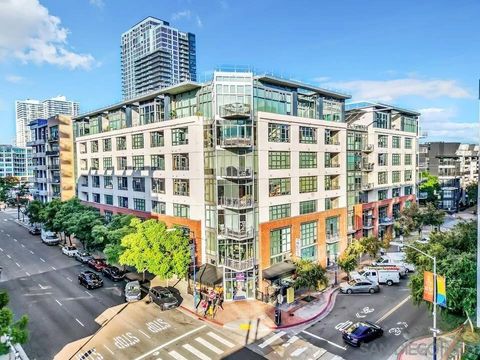 Tiny photo for 1050 Island Avenue #612, San Diego, CA 92101 (MLS # 250044357)