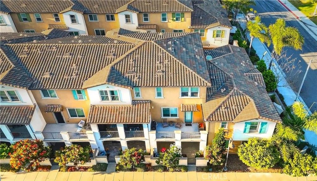 Photo of 16901 Airport Circle #107, Huntington Beach, CA 92649 (MLS # OC26067728)