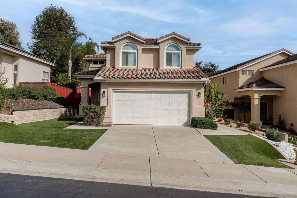 Photo of 29747 Circle R Ct, Escondido, CA 92026 (MLS # 250044088)