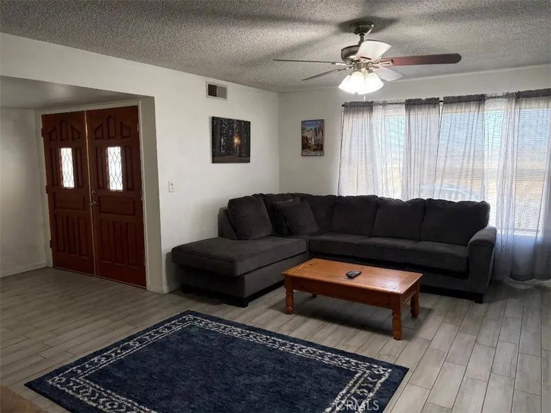 15034 Apple Valley