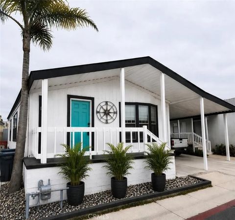 21851 Newland 204 Huntington Beach CA 92646