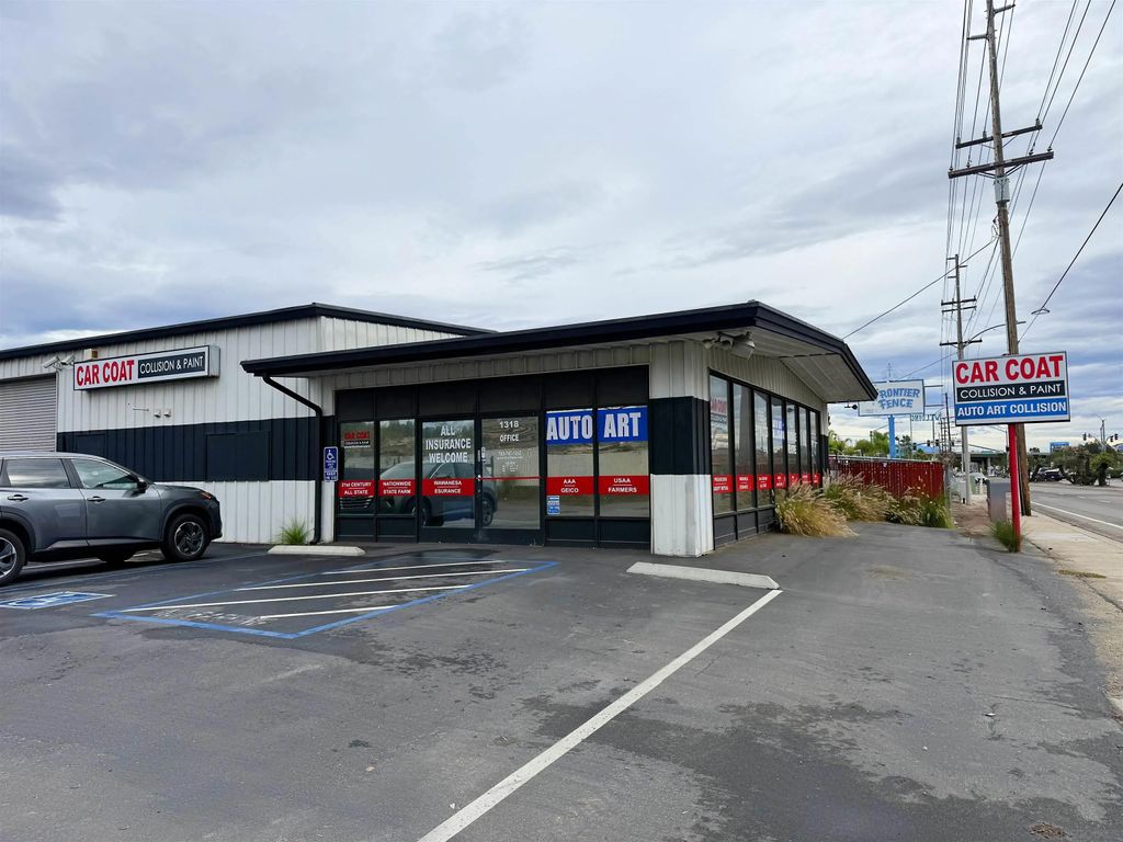 Photo of 1318 W Mission Rd, Escondido, CA 92029 (MLS # 250044598)