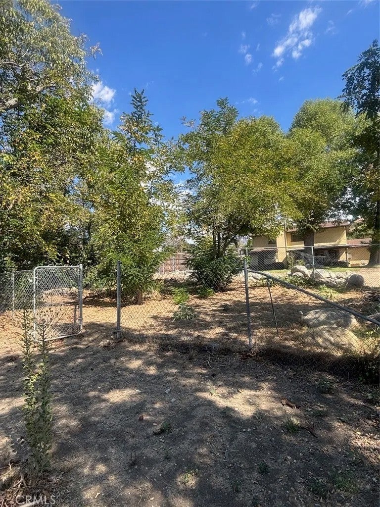 1220 Amethyst Avenue