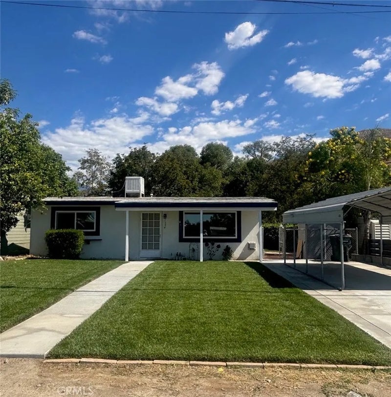 1220 Amethyst Avenue