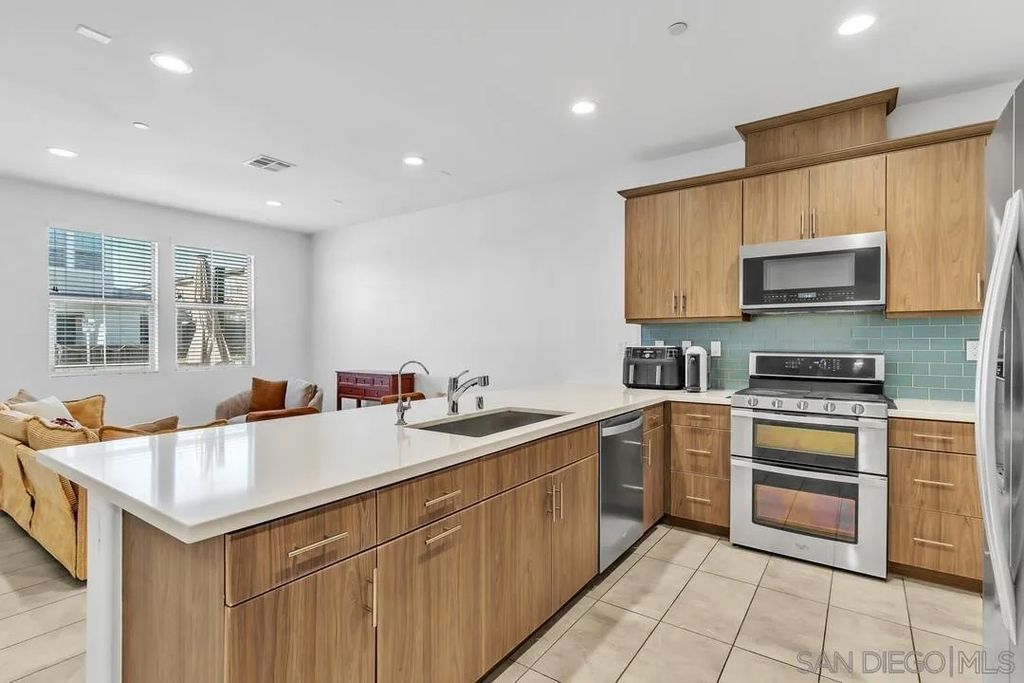 Photo of 1961 Avenida Citron Unit 115, Chula Vista, CA 91913 (MLS # 260006185)