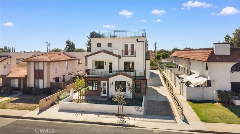 220 W Mission A