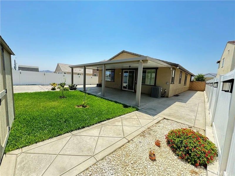 3104 Mammoth