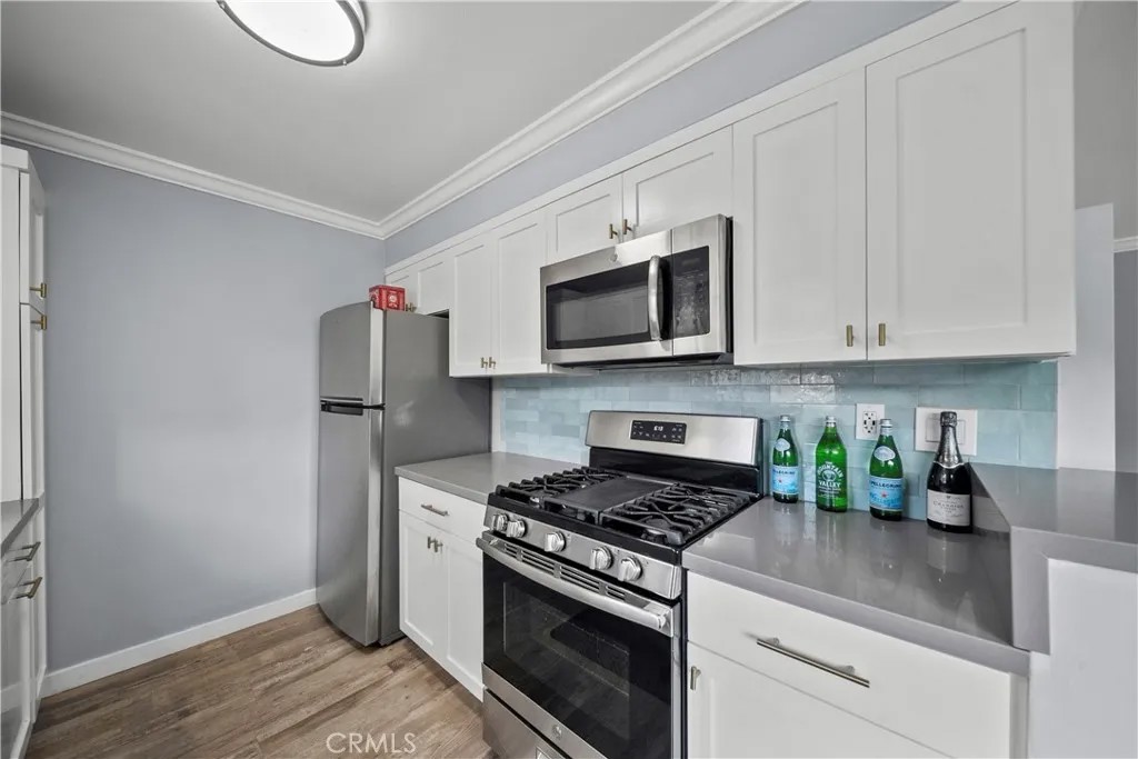 11138 Aqua Vista Street 52