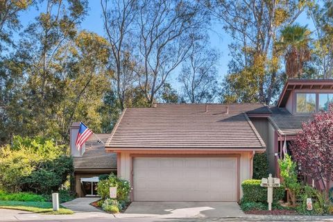 Photo of 1844 Wintergreen Glen, Escondido, CA 92026 (MLS # 250044012)