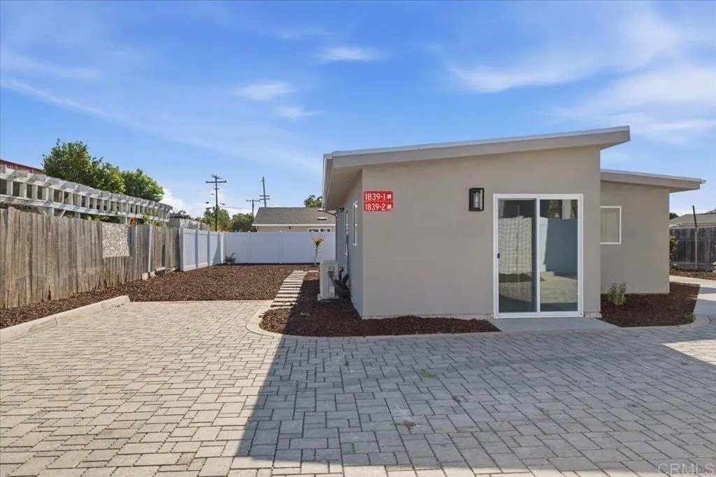 1839 Rios Avenue