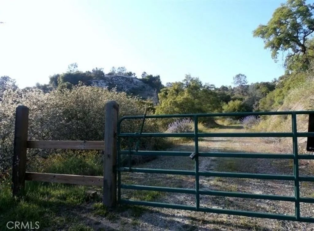 Photo of 37 Lynx, Prather, CA 93651 (MLS # FR26014948)