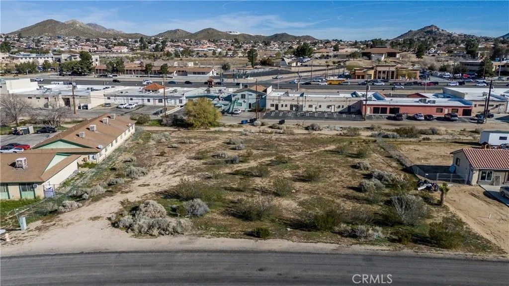 Photo of 0 Taloga, Apple Valley, CA 92307 (MLS # HD26054581)