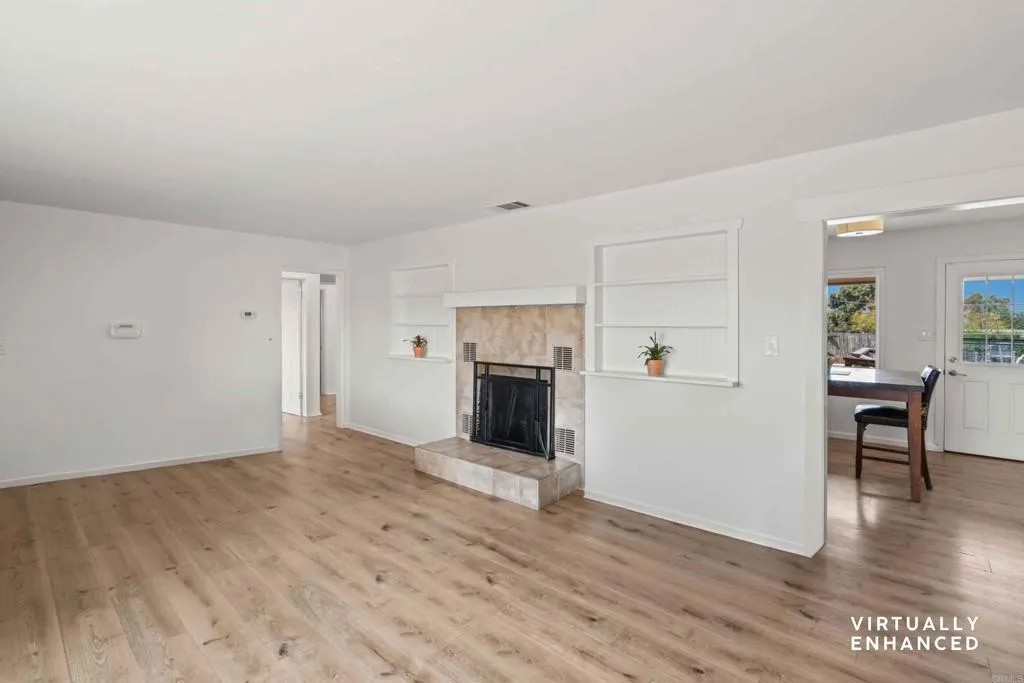 1251 La Cresta Boulevard