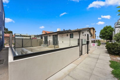 838 Portsmouth Court San Diego CA 92109