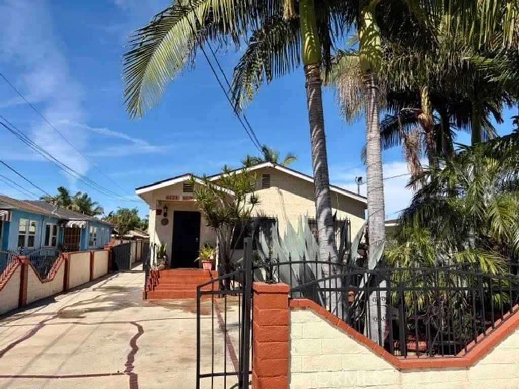 Photo of 6121 Orchard Avenue, Huntington Park, CA 90255 (MLS # MB26075687)