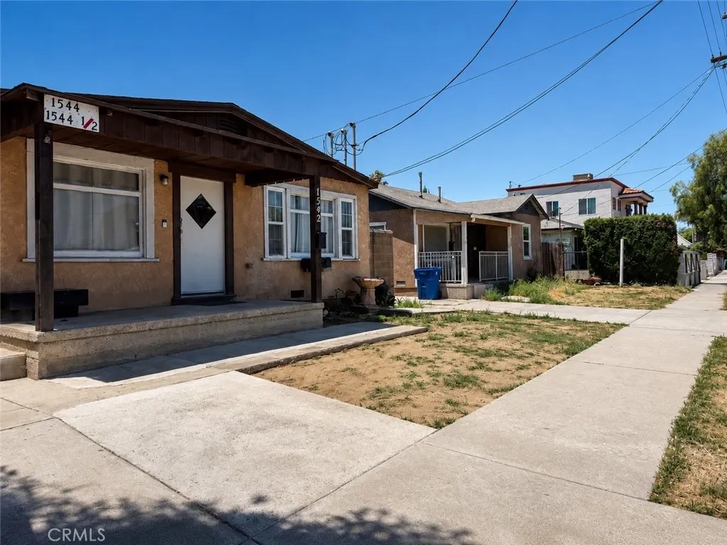 1542 W 223rd
