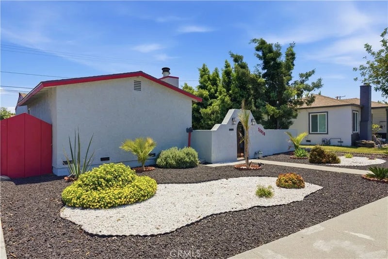 11010 Studebaker Road