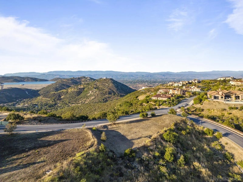 Via Rancho Cielo 6