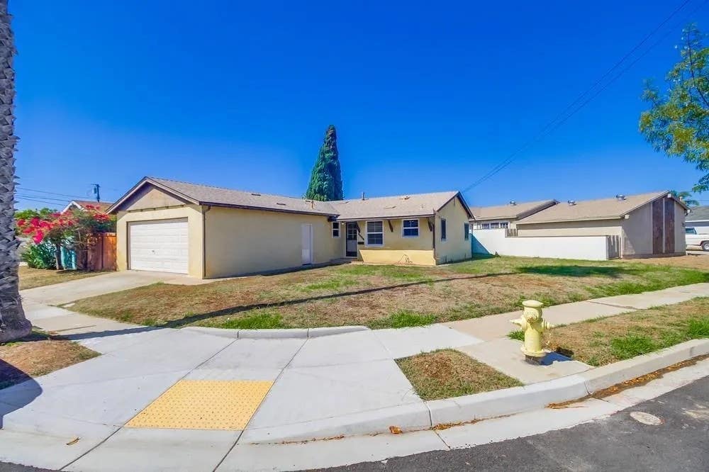 Photo of 2862 Mimika Pl, San Diego, CA 92111 (MLS # 260020335)