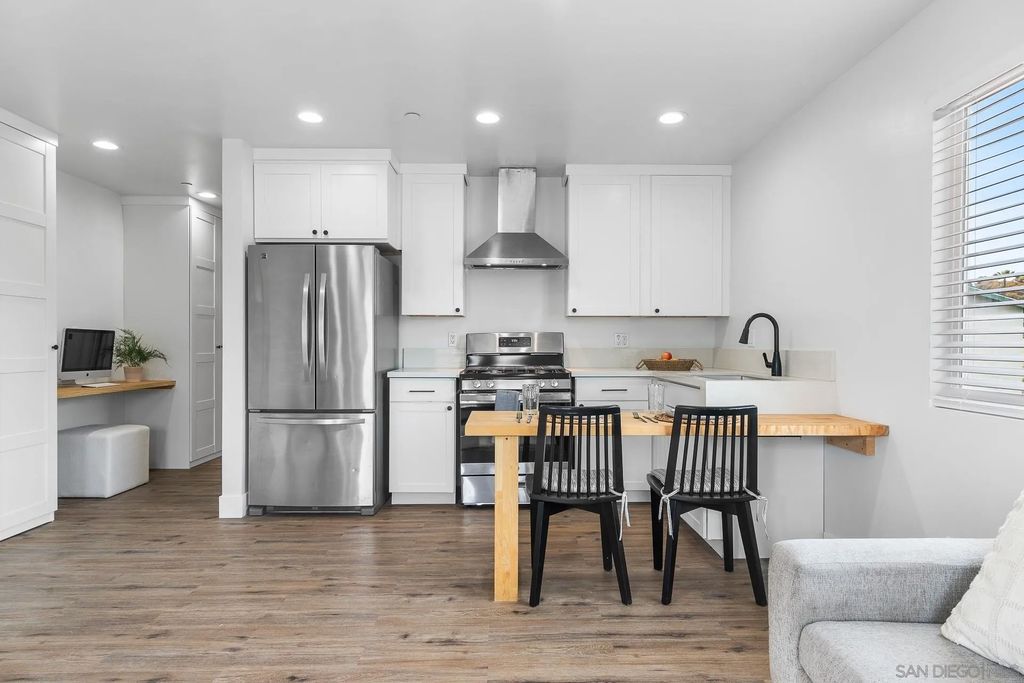 Photo of 87 Fifth Ave #B, Chula Vista, CA 91910 (MLS # 260003770)