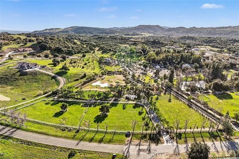 40801 Avenida La Cresta Murrieta CA 92562