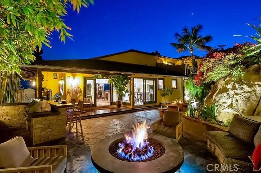 Photo of 1020 Skyline Drive, Laguna Beach, CA 92651 (MLS # LG26007031)