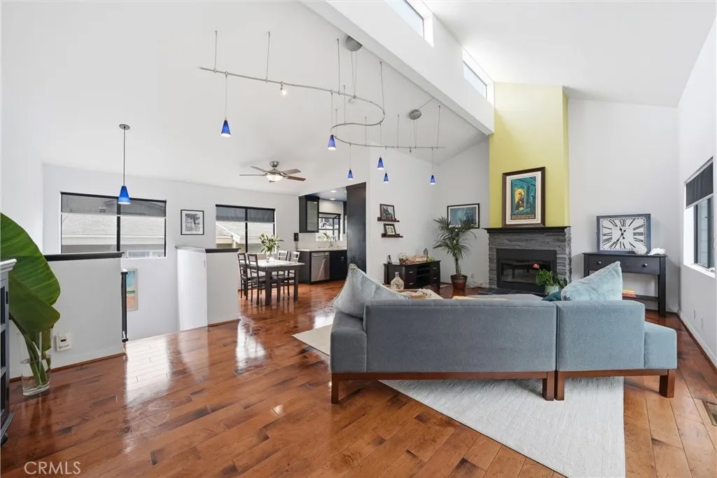 1134 Cypress 2