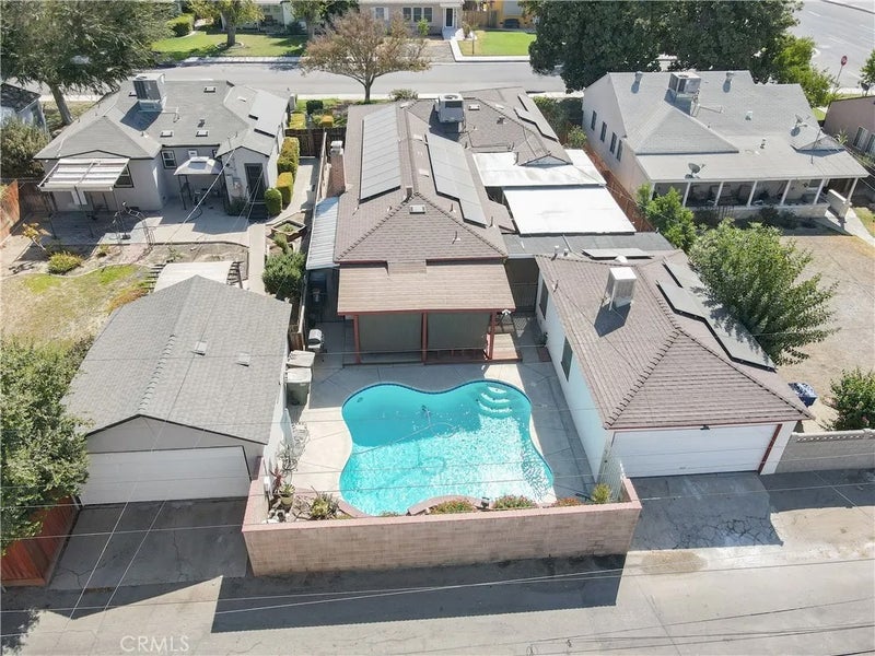 1653 Olive Street