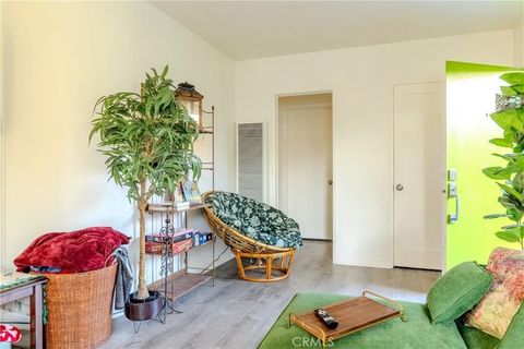 Tiny photo for 1125 Bennett Ave, Long Beach, CA 90804 (MLS # PW25255521)