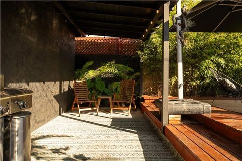 Tiny photo for 1125 Bennett Ave, Long Beach, CA 90804 (MLS # PW25255521)