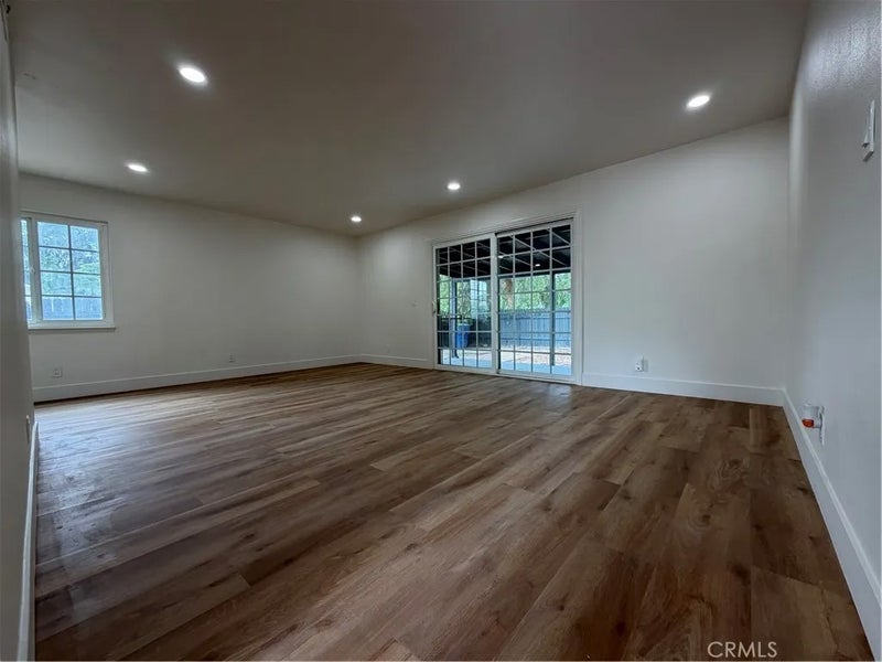 4060 Harrison