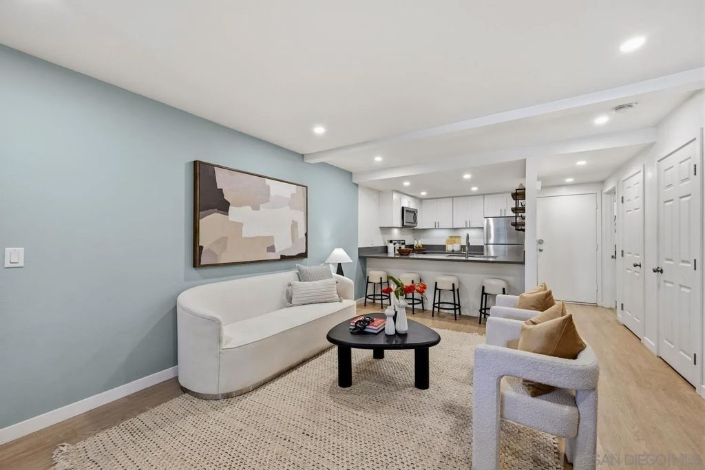 Photo of 8362 Via Sonoma #c, La Jolla, CA 92037 (MLS # 260006926)