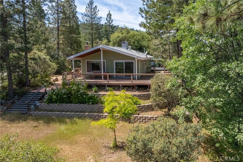 54481 Pinchot Dr.