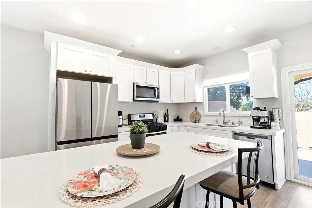 Photo of 9267 Andrew St, Riverside, CA 92503 (MLS # PW26098175)
