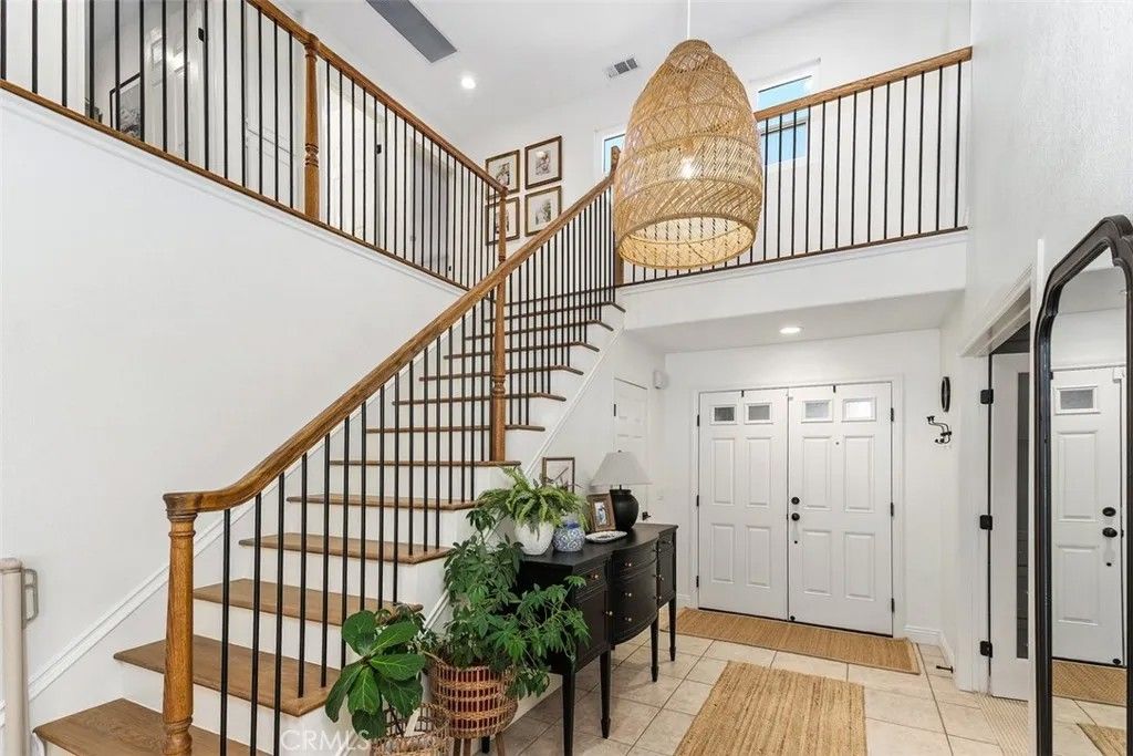 Photo of 342 Selkirk Drive, Corona, CA 92881 (MLS # IG25242962)