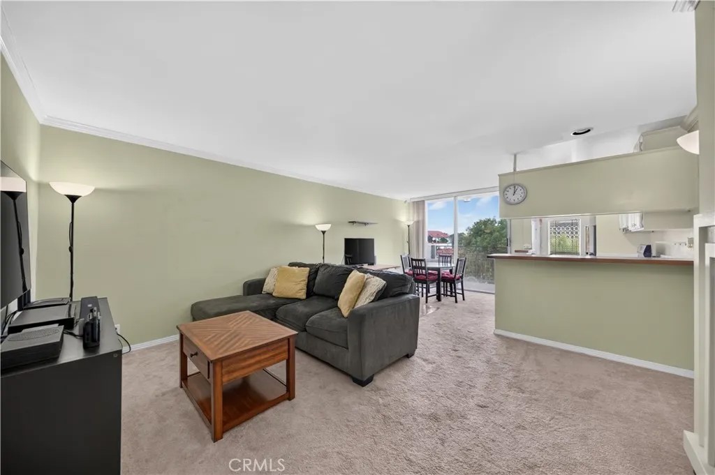 6151 Orange Street 320