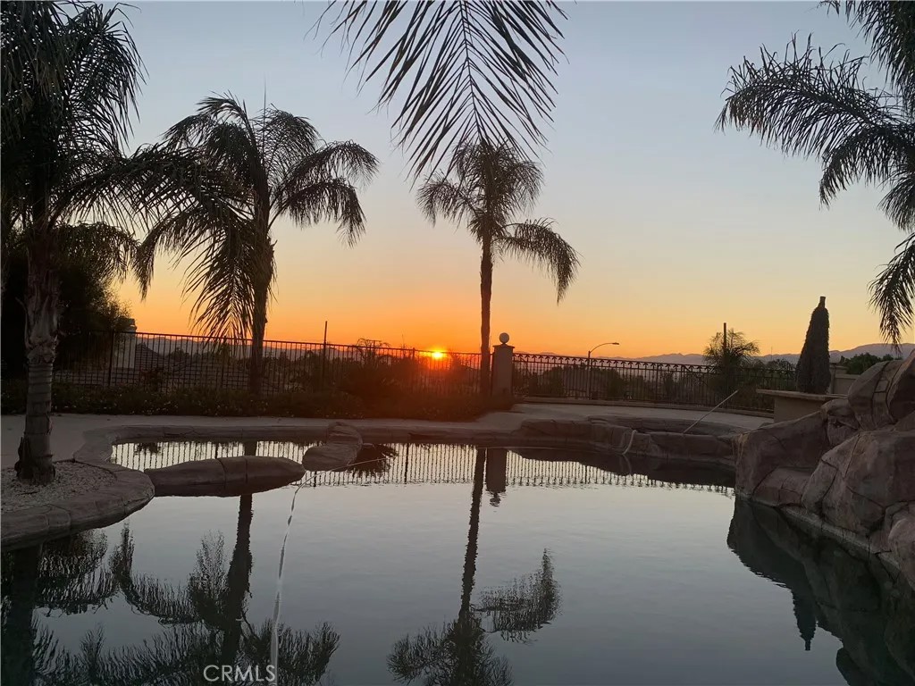 7907 Horizon View Drive