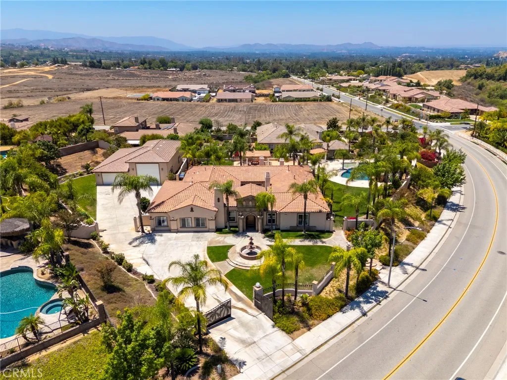 7907 Horizon View Drive