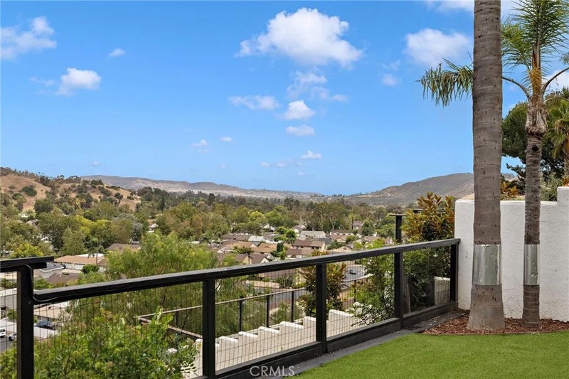 29252 Country Hills