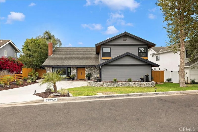 29252 Country Hills