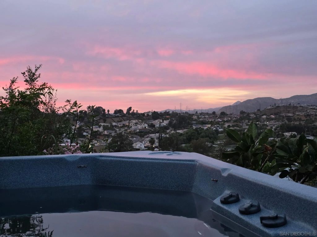 Photo of 13856 Gorrion Ct, El Cajon, CA 92021 (MLS # 260008394)
