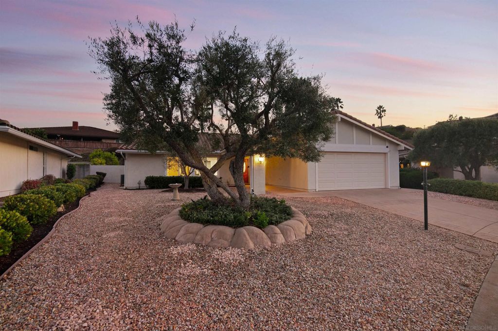 Photo of 12607 Opimo Dr, San Diego, CA 92128 (MLS # 250042721)