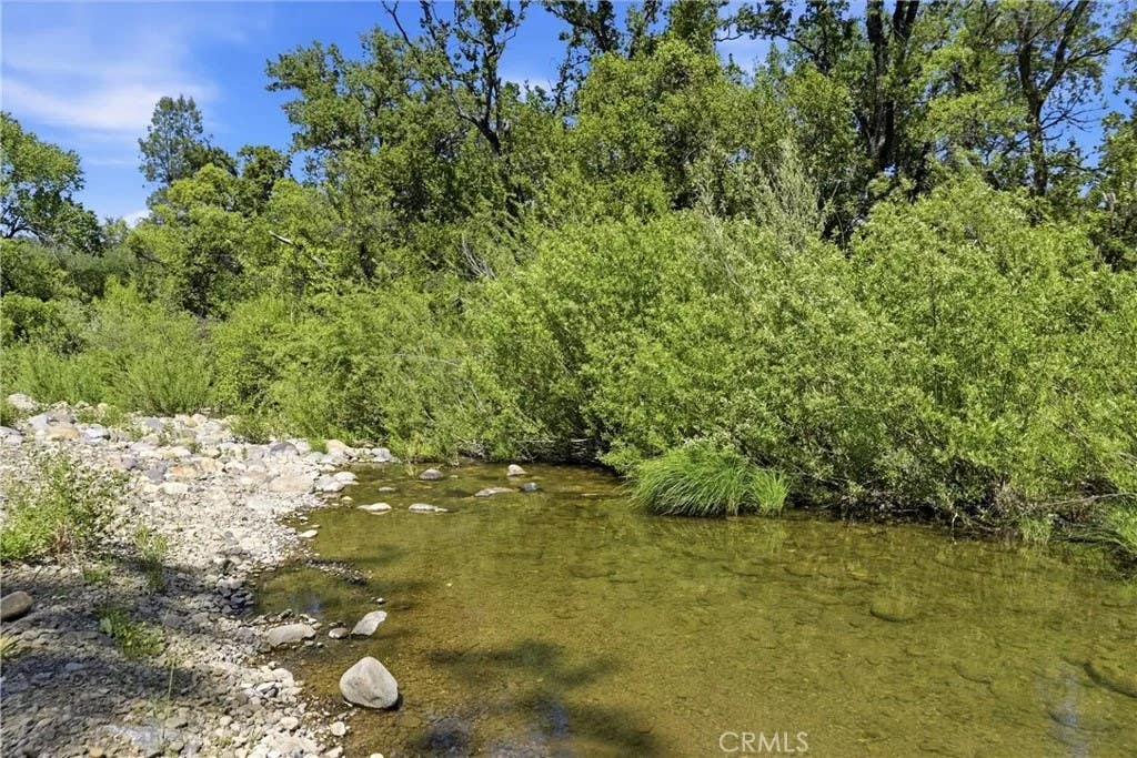 Photo of 22550 Shady Grove Road, Middletown, CA 95461 (MLS # LC26109527)
