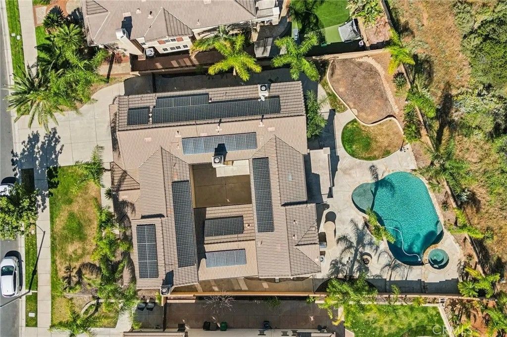 Photo of 8622 Edelweiss Dr, Corona, CA 92883 (MLS # DW26067270)