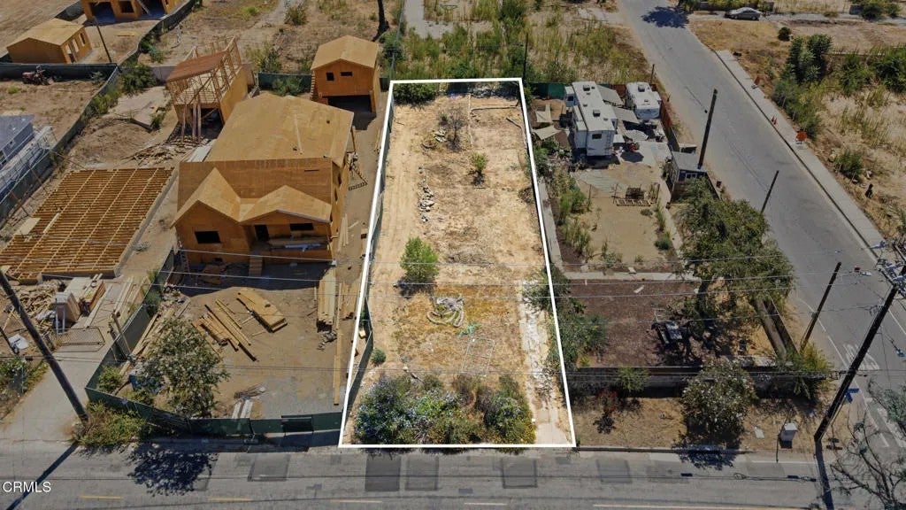 Photo of 3268 Fair Oaks AVE, Altadena, CA 91001 (MLS # P1-28640)