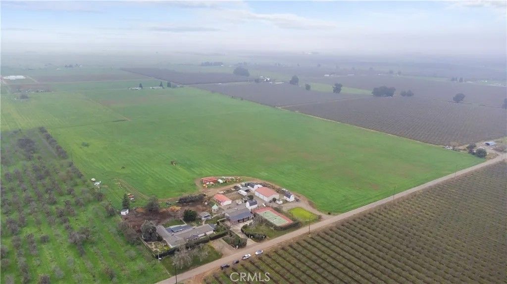 Photo of 4280 Ipsen Rd, Le Grand, CA 95333 (MLS # MC26020254)