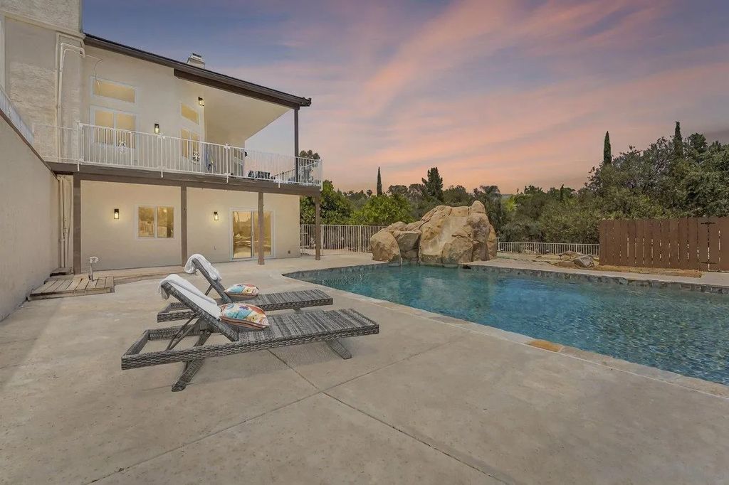 Photo of 2047 Via Del Torrie, Alpine, CA 91901 (MLS # 250045585)