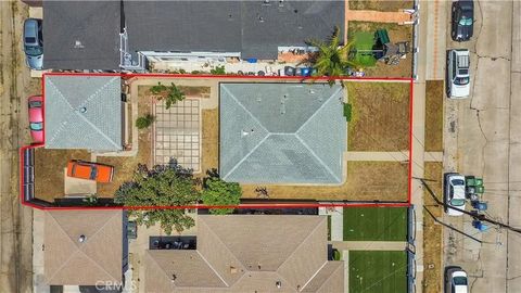 Tiny photo for 911 Hawaiian Ave, Wilmington, CA 90744 (MLS # DW25239933)