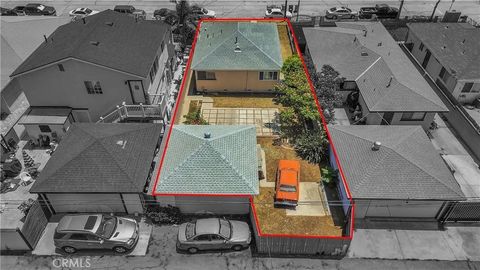 Tiny photo for 911 Hawaiian Ave, Wilmington, CA 90744 (MLS # DW25239933)